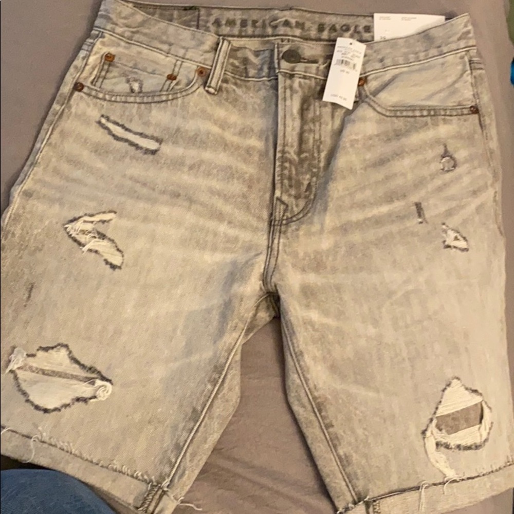 American Eagle men’s jean shorts